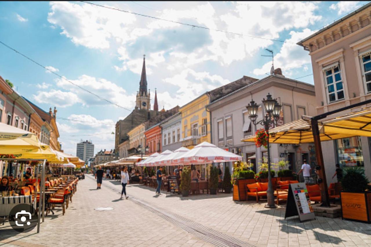 Top Center Apartment Novi Sad Exterior foto